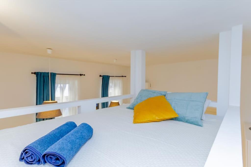 Cozy Nest By The Andrassy Avenue Apartamento Budapeste Exterior foto