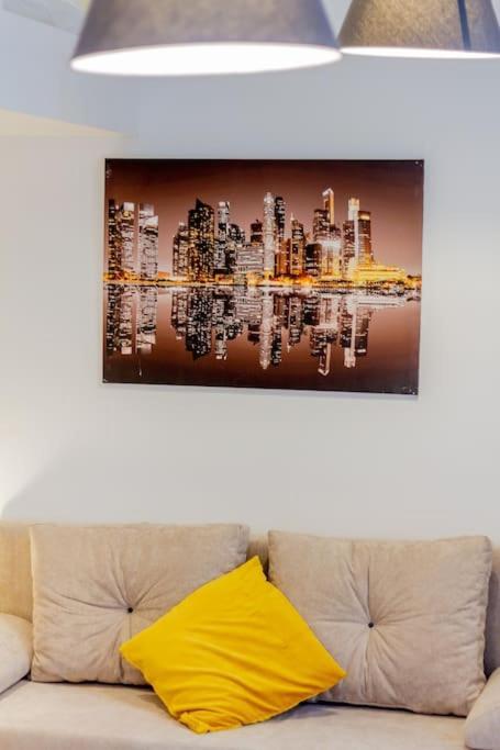Cozy Nest By The Andrassy Avenue Apartamento Budapeste Exterior foto
